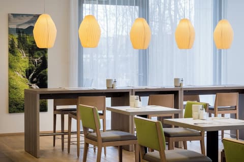 Holiday Inn Express Friedrichshafen by IHG, Breakfast meal