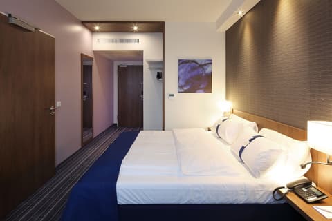 Holiday Inn Express Friedrichshafen by IHG, Room