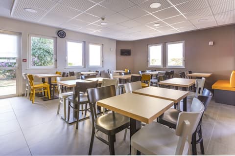 B&B HOTEL Valence Sud, Breakfast area