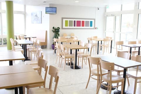 B&B HOTEL Paris Roissy CDG Aéroport, Breakfast area