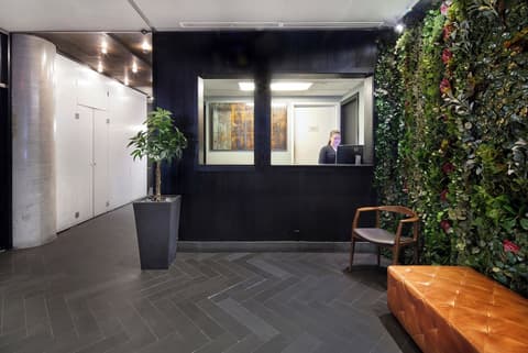 Truss Hotel Times Square, Reception