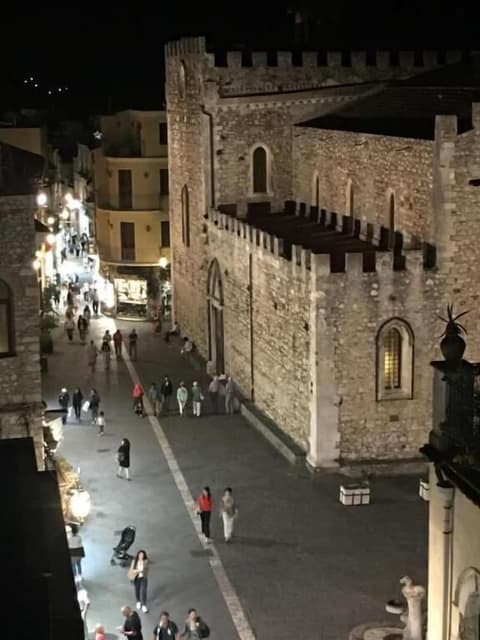 Casa Fresta, Property grounds