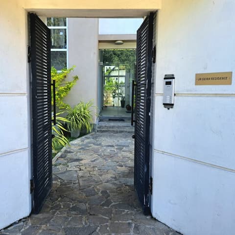 Silina Airport Residence in Katunayake, Exterior detail