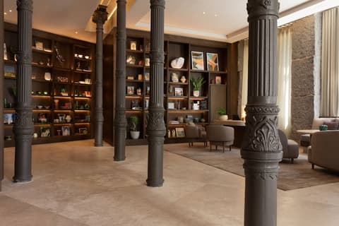 JW Marriott Hotel Madrid, Reception