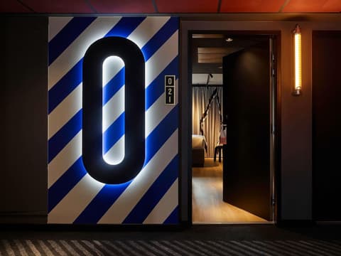 Tribe Paris Saint Ouen, Room