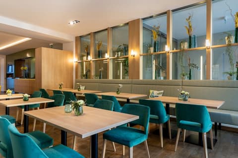 Altstadthotel Arch, Restaurant