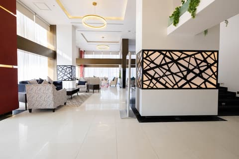 MIRA BUSINESS HOTEL, Lobby
