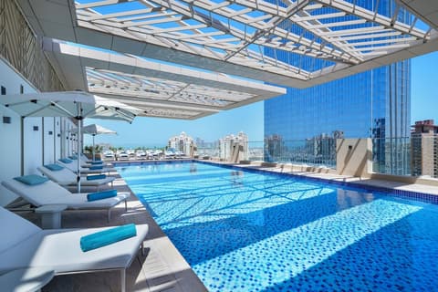 Cheval Maison - The Palm Dubai, Rooftop pool