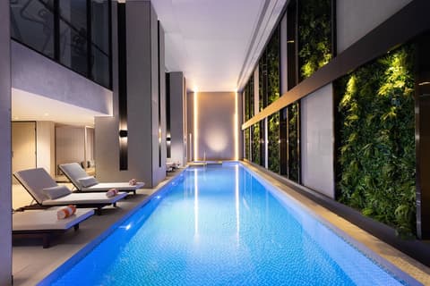 Dorsett Melbourne, Pool