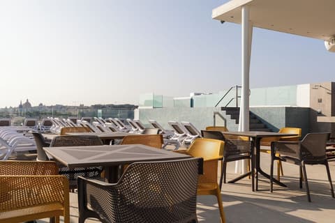 Alavits Hotel by ST Hotels, Rooftop pool