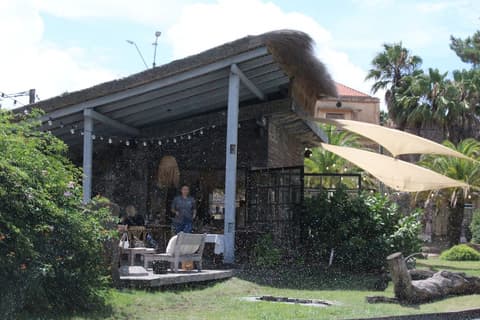 Be House Suites & Spa, Restaurant