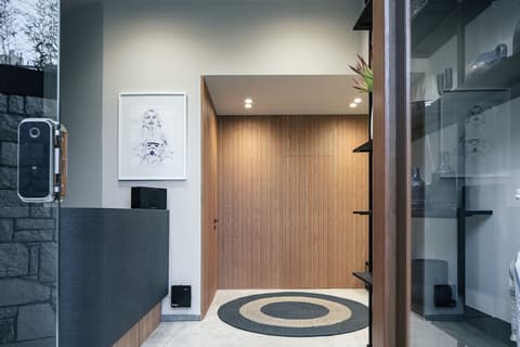 Chapter 02 Gallery Suites, Reception