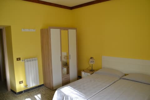 A1-GIRASOLE BED AND BREAKFAST, Room