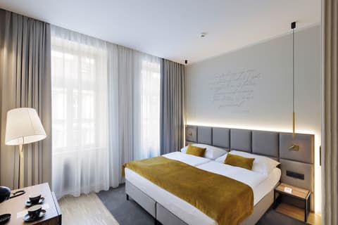 Hotel Prokop Square, Room