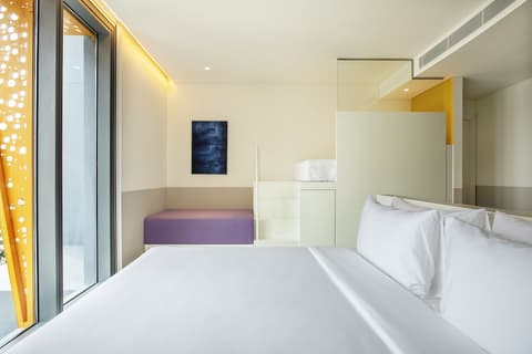 WINK HOTEL DANANG RIVERSIDE, Unscripted by Hyatt - 24 hours stay, Room