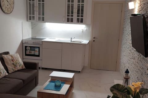 Lovely 1-bed Apartment in Perea, Interior