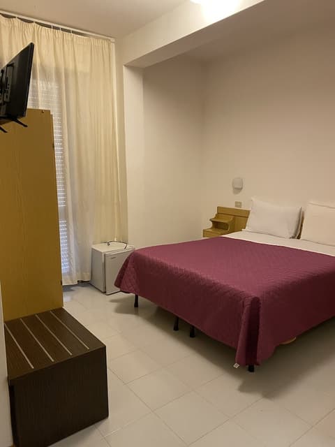 Hotel Ferrara, Room