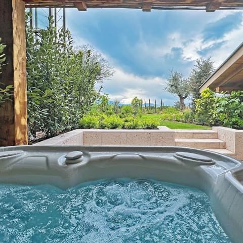 Conti Thun Wine Resort, Terrace/patio