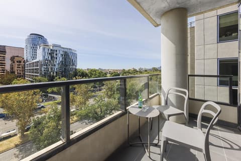 Oaks Melbourne St Kilda Road Hotel, Room