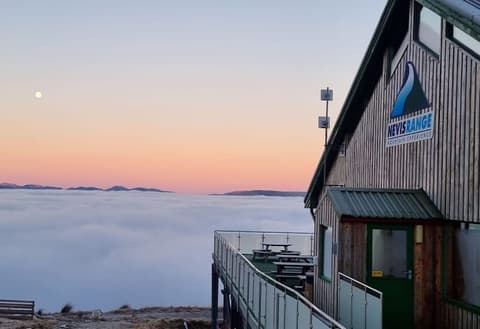Base Camp Hotel Nevis Range, Exterior