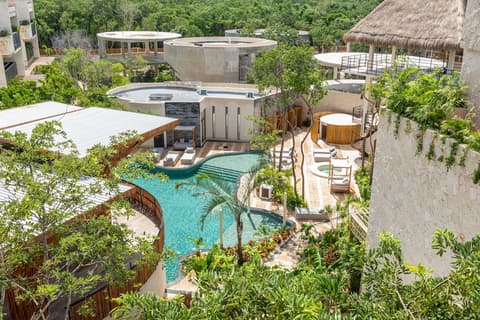 Adora Tulum 411 y 412 By Lockey, 