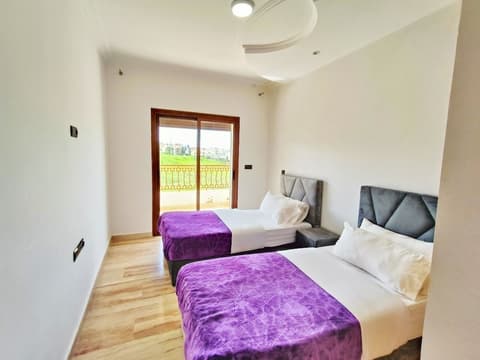 Les Belles Residences E, Room