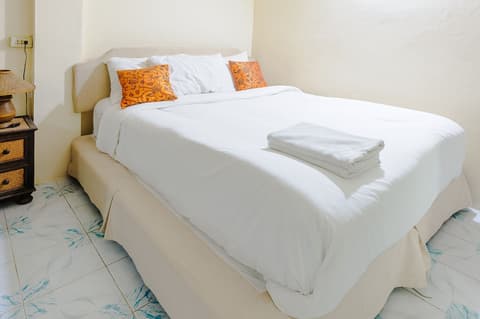 High5 Guesthouse, Room