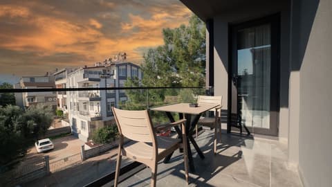 Vesta Rooms, Balcony