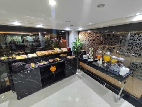 Lotus Hôtel Casa Nearshore, Restaurant