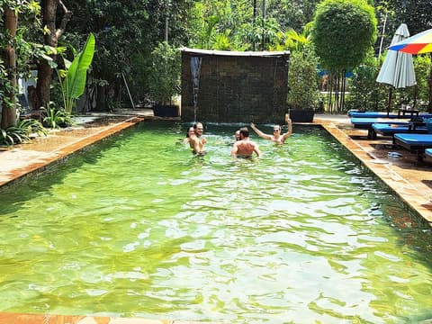 Nary Villa, Outdoor pool