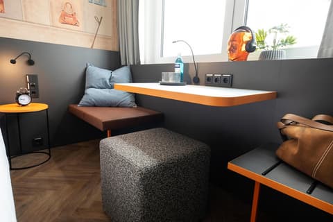 Loginn Hotel Offenbach, Lobby