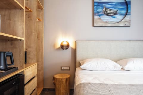 Skipper Beachfront Suites, Room