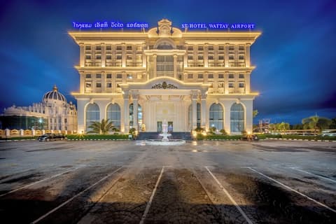 ST Hotel Wattay Airport, Front of property