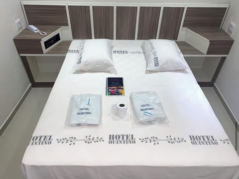 Hotel Quintino, Room