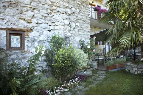 Antico Borgo Sanda Lago Maggiore, Exterior