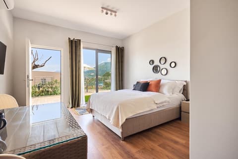 Casa Collection, Room