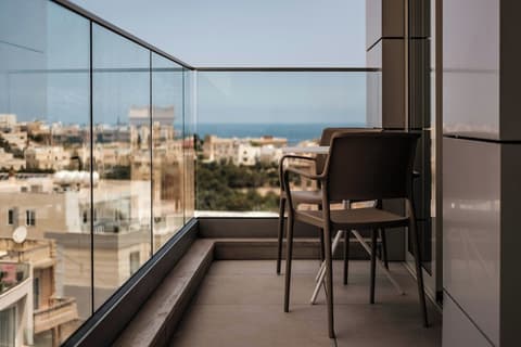 AC Hotel By Marriott St. Julian's, Room