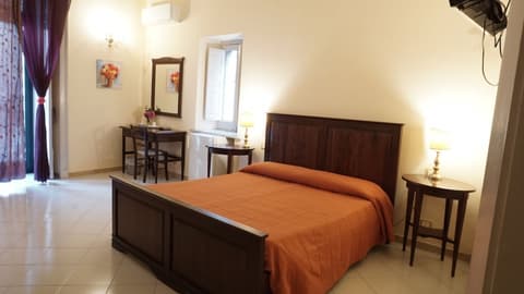 Savoia Residence, Room