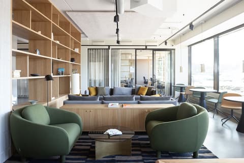 Noli Herttoniemi, Lobby