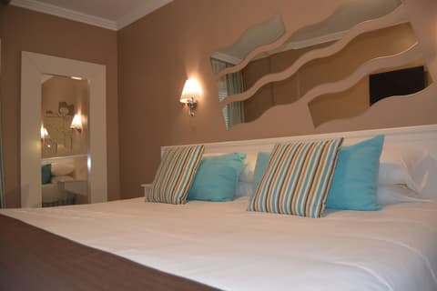 RF La Quinta Park Suites, Room