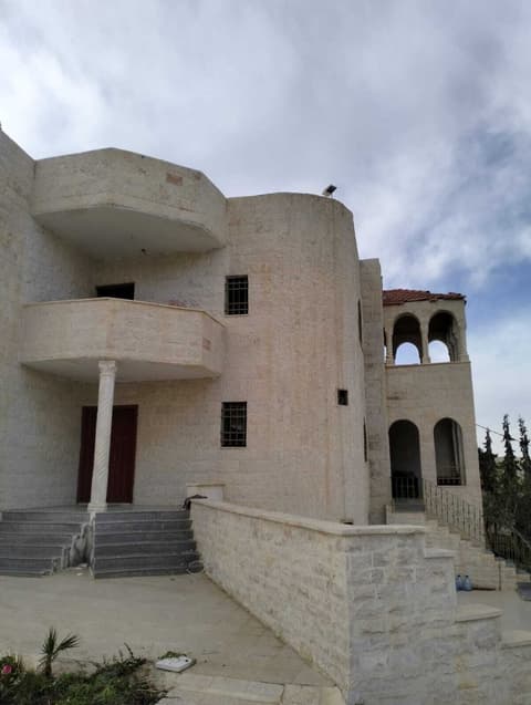 Twilight Hotel Petra, Front of property