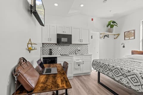 Goodseed Suites Philadelphia Center, Room