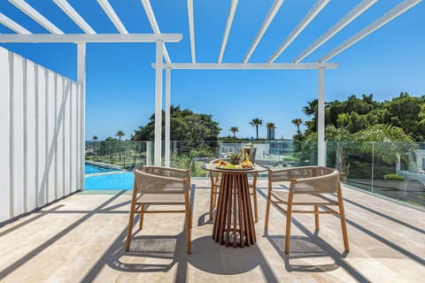 So Nice Beach Resort, Room