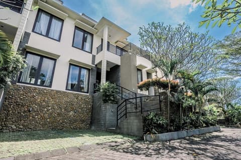 ABISHA Resort Jimbaran, Front of property