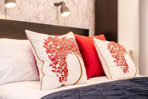 The Blossoms Liverpool City - Modern Studios and Apartments near Anfield, Room