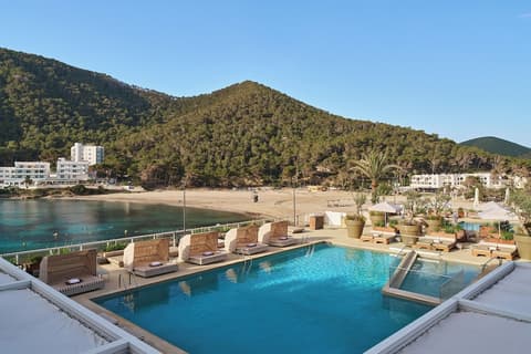 Mondrian Ibiza, Pool