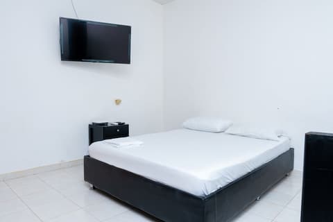 Oresca Hostel, Room