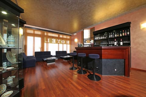 HOTEL RESIDENCE DUCALE, Lobby sitting area