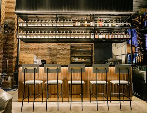 MINT HOTEL, Lobby sitting area