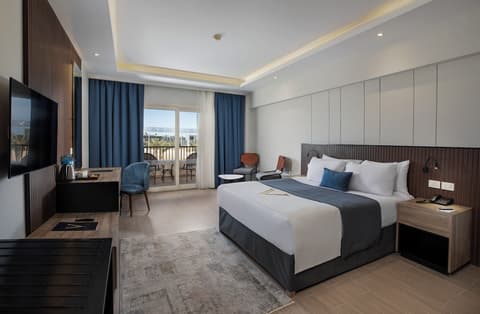 The V Luxury Resort Sahl Hasheesh, Room